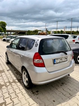Honda Jazz Обслужена* Всичко платено* Бартер* Реална* Верига*, снимка 9