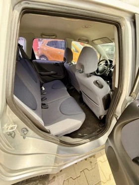 Honda Jazz Обслужена* Всичко платено* Бартер* Реална* Верига*, снимка 6