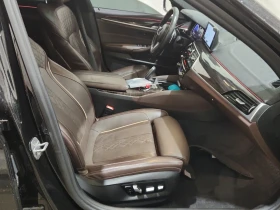 BMW 540 XDRIVE * M * HEAD UP * ОБДУХВАНЕ * CARFAX * , снимка 8