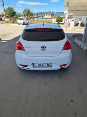 Kia Ceed 1.4куб.90к.с. 2009г. Бензин , снимка 2