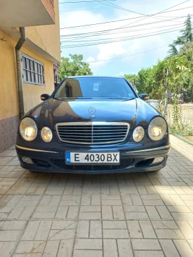 Mercedes-Benz E 220, снимка 11