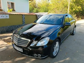 Mercedes-Benz E 220, снимка 1