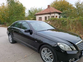 Mercedes-Benz E 220, снимка 17