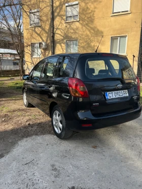 Toyota Corolla verso, снимка 3