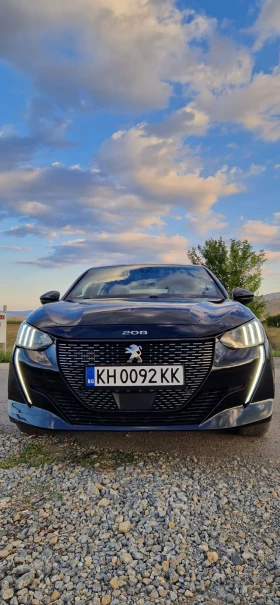 ����� �� �������� �� Peugeot 208 1.2 Gt