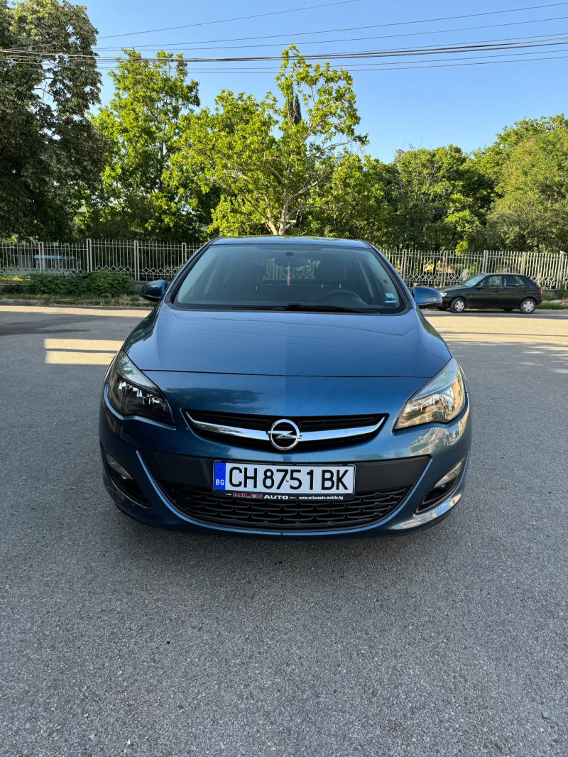 Opel Astra Astra J 1.4T, снимка 1 - Автомобили и джипове - 46435699