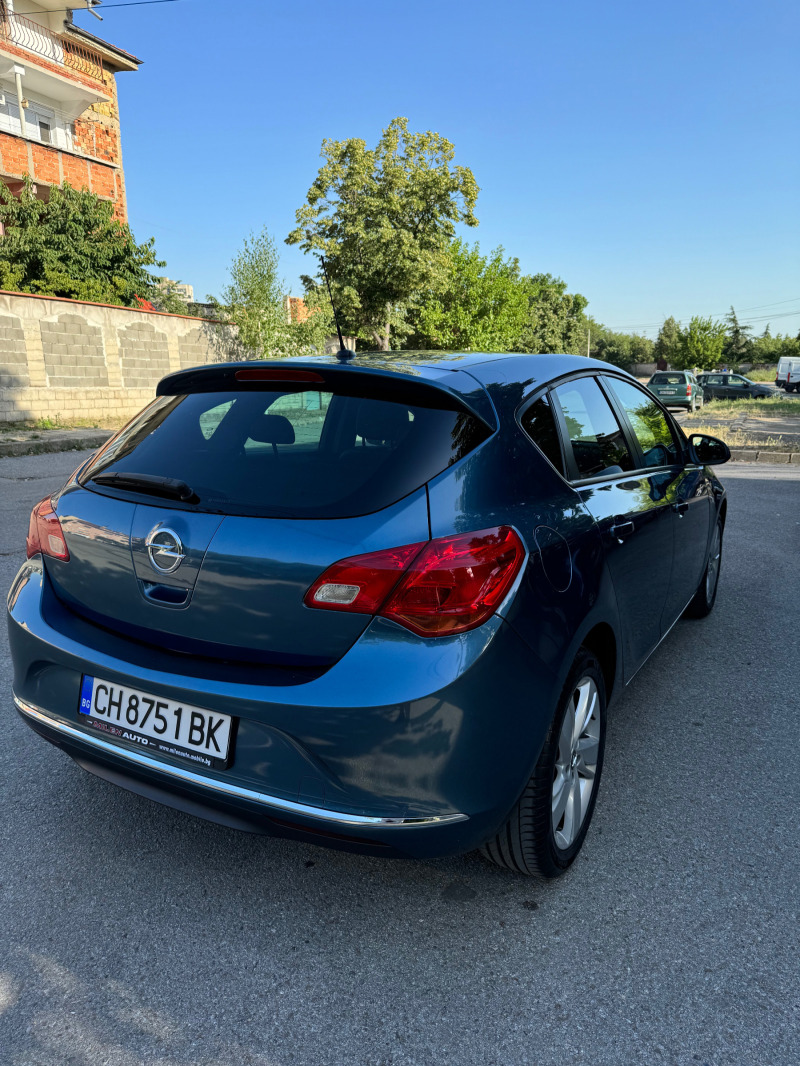 Opel Astra Astra J 1.4T, снимка 4 - Автомобили и джипове - 46435699