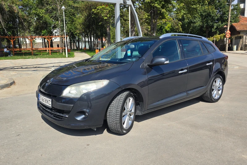 Renault Megane 1.9 dci ДВА КЛЮЧА КЕЙ ЛЕС, снимка 1 - Автомобили и джипове - 47268852