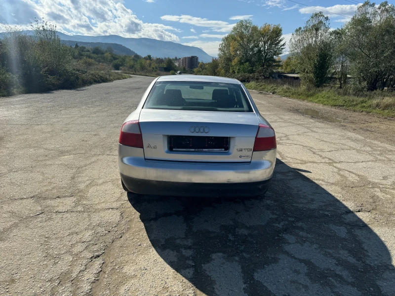 Audi A4, снимка 2 - Автомобили и джипове - 47680825