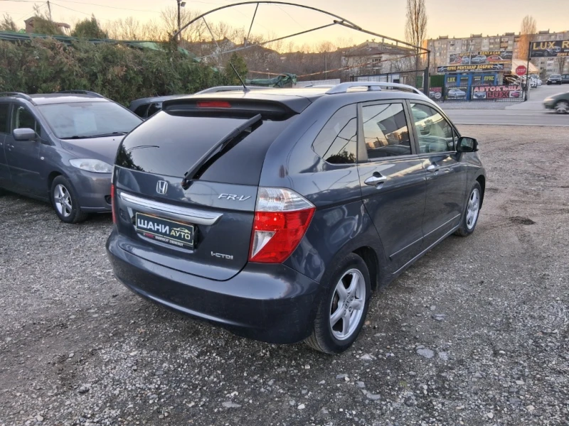 Honda Fr-v, снимка 4 - Автомобили и джипове - 48207644