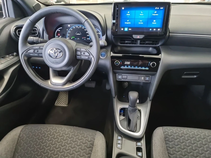 Toyota Yaris Cross 1.5 Hybrid Team Deutschland Navi, снимка 8 - Автомобили и джипове - 48687092