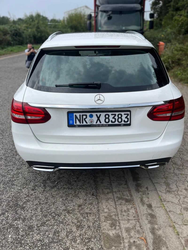 Mercedes-Benz C 220, снимка 6 - Автомобили и джипове - 48725747