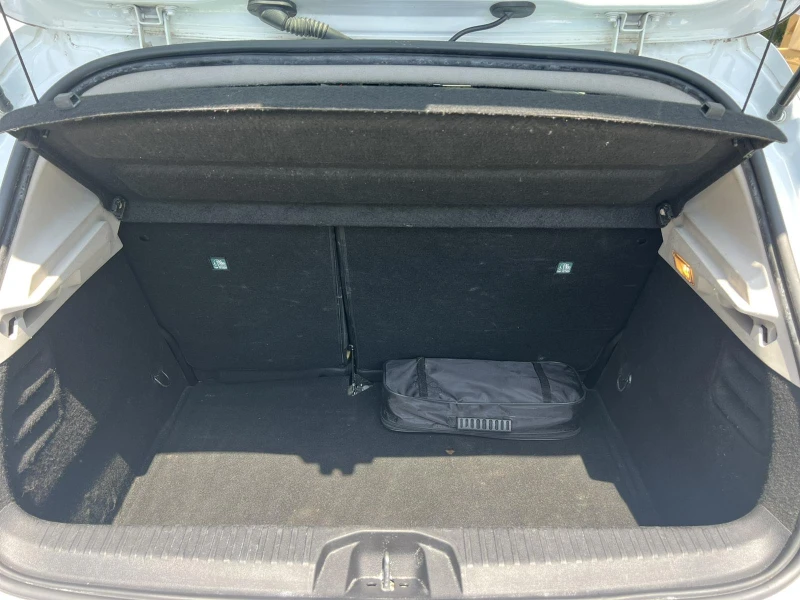 Renault Clio V 1.0 TCe / 100 к.с., снимка 15 - Автомобили и джипове - 51204633