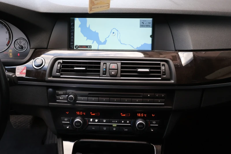 BMW 528 2010 258 к.с, снимка 11 - Автомобили и джипове - 51300843