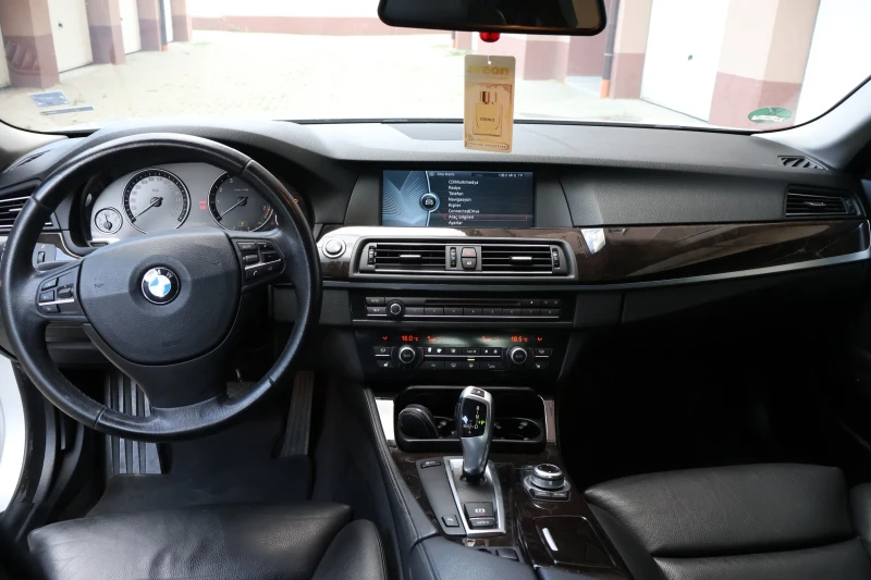 BMW 528 2010 258 к.с, снимка 10 - Автомобили и джипове - 51300843