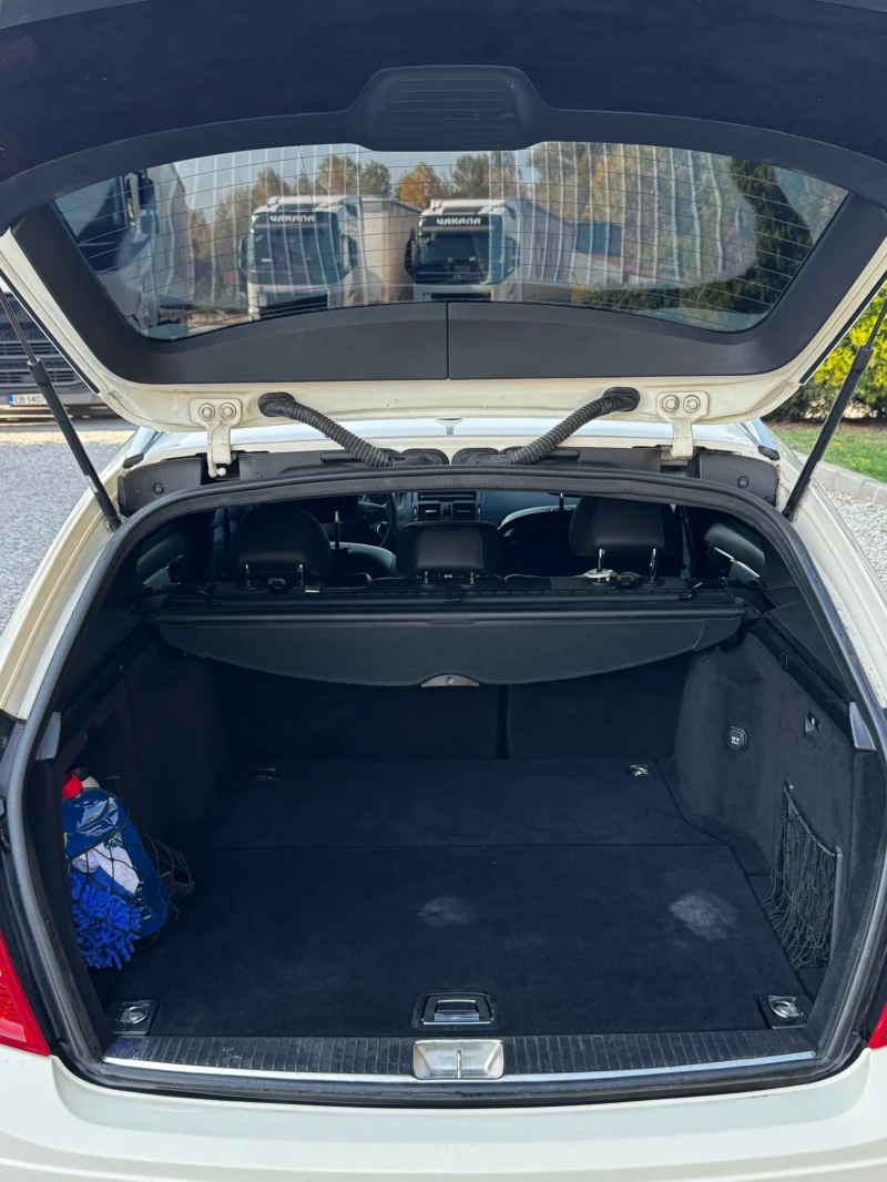 Mercedes-Benz C 220 OM646, снимка 12 - Автомобили и джипове - 52077896