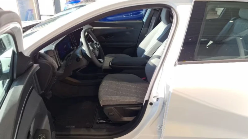 Renault Scenic E-TECH/170HP/ACC/CARPLAY/DIGITAL/KLESS/L.ASS/877f, снимка 7 - Автомобили и джипове - 52214730