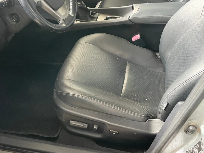 Toyota Avensis FULL, снимка 11 - Автомобили и джипове - 52253685