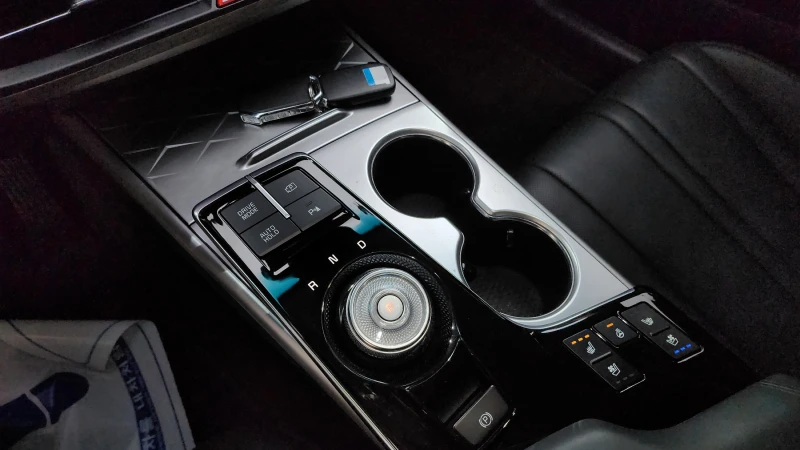 Kia K8 HYBRID NOBLESSE , снимка 9 - Автомобили и джипове - 52547343