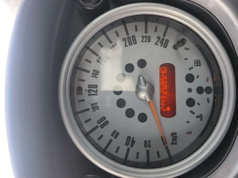 Mini Cooper 1.6 116hp, снимка 6 - Автомобили и джипове - 52777086