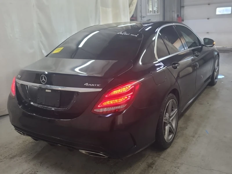Mercedes-Benz C 300 * CARFAX * ЦЕНА ДО БГ, снимка 4 - Автомобили и джипове - 53338527
