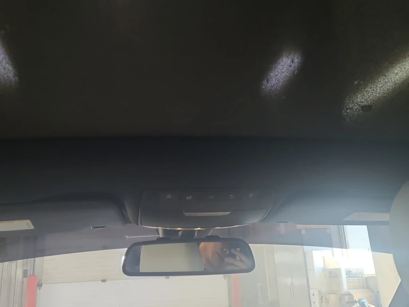 Mercedes-Benz C 300 * CARFAX * ЦЕНА ДО БГ, снимка 12 - Автомобили и джипове - 53338527