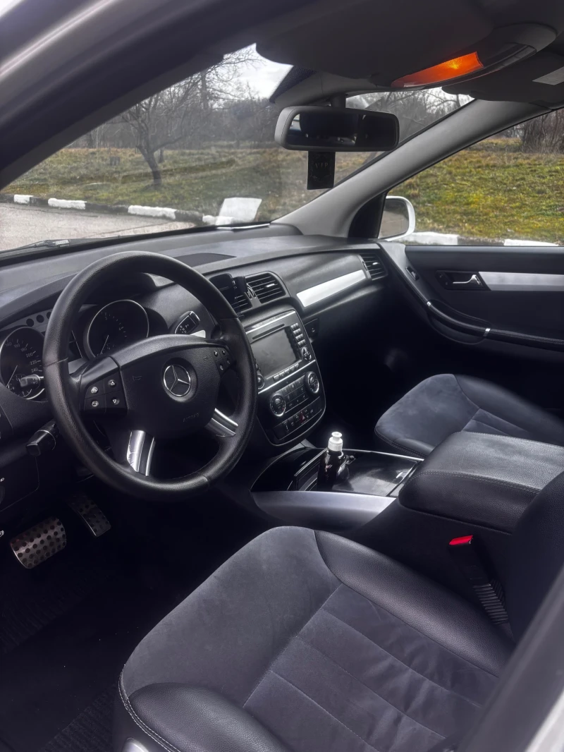 Mercedes-Benz R 320, снимка 9 - Автомобили и джипове - 53451517