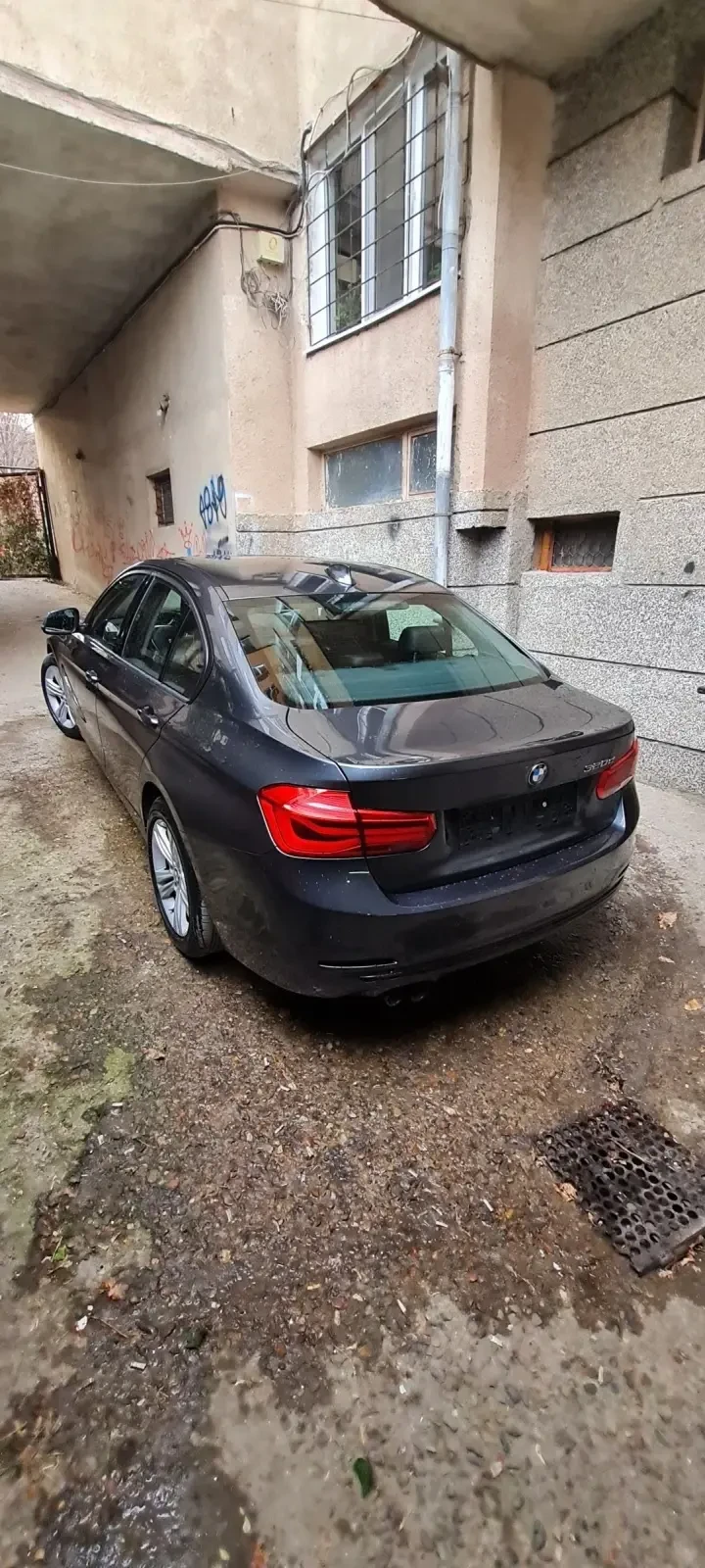 BMW 320 F30, снимка 2 - Автомобили и джипове - 49580907