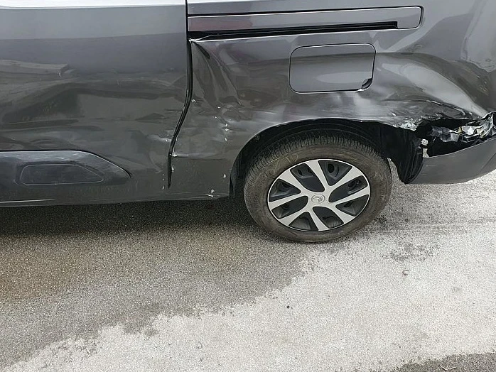 Citroen Berlingo 1.5 BlueHdi XL / Head-up / Navy / 130kc EVR6 | Mobile.bg   10