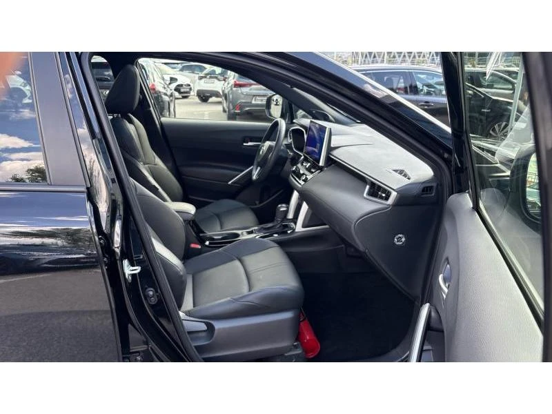 Toyota Corolla Cross 2.0HSD PREMIUM AWD, снимка 6 - Автомобили и джипове - 54773808