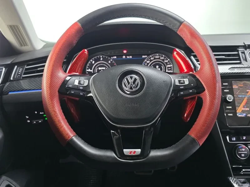 VW Arteon 2.0 TDI PRESTIGE, снимка 13 - Автомобили и джипове - 55925715