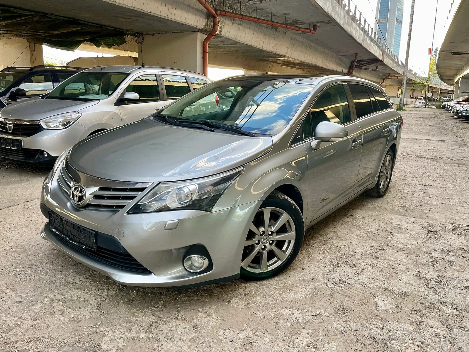 Toyota Avensis FULL, снимка 1
