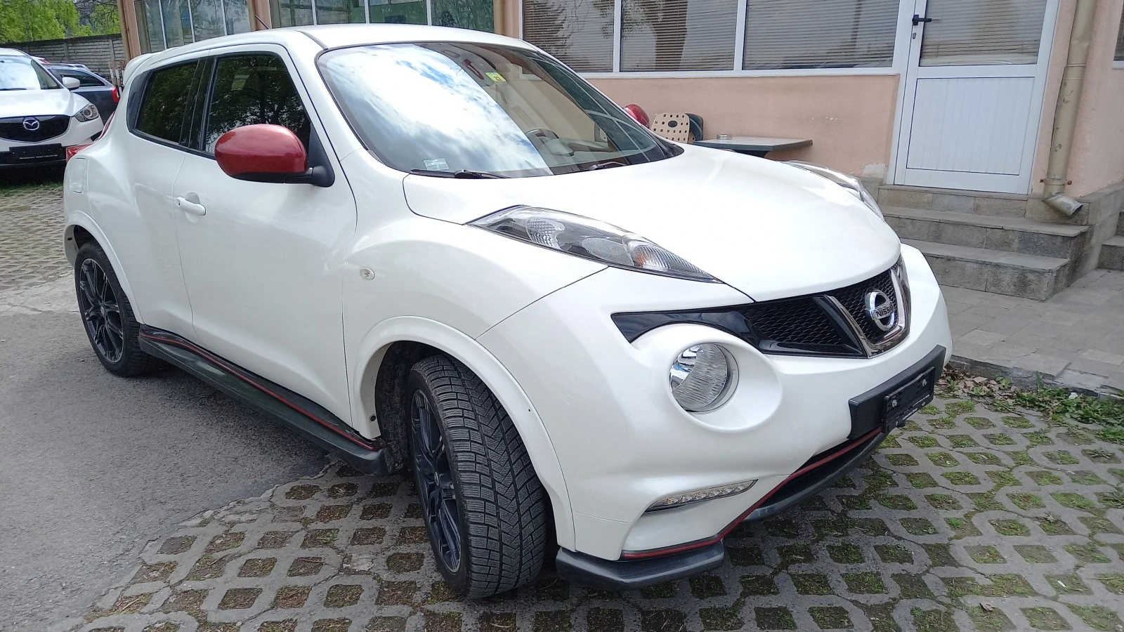 Nissan Juke NISMO FULL 4X4 ИЗКЛЮЧИТЕЛНО СЕРВИЗ КНИЖКА ОБСЛУЖЕН - изображение 2