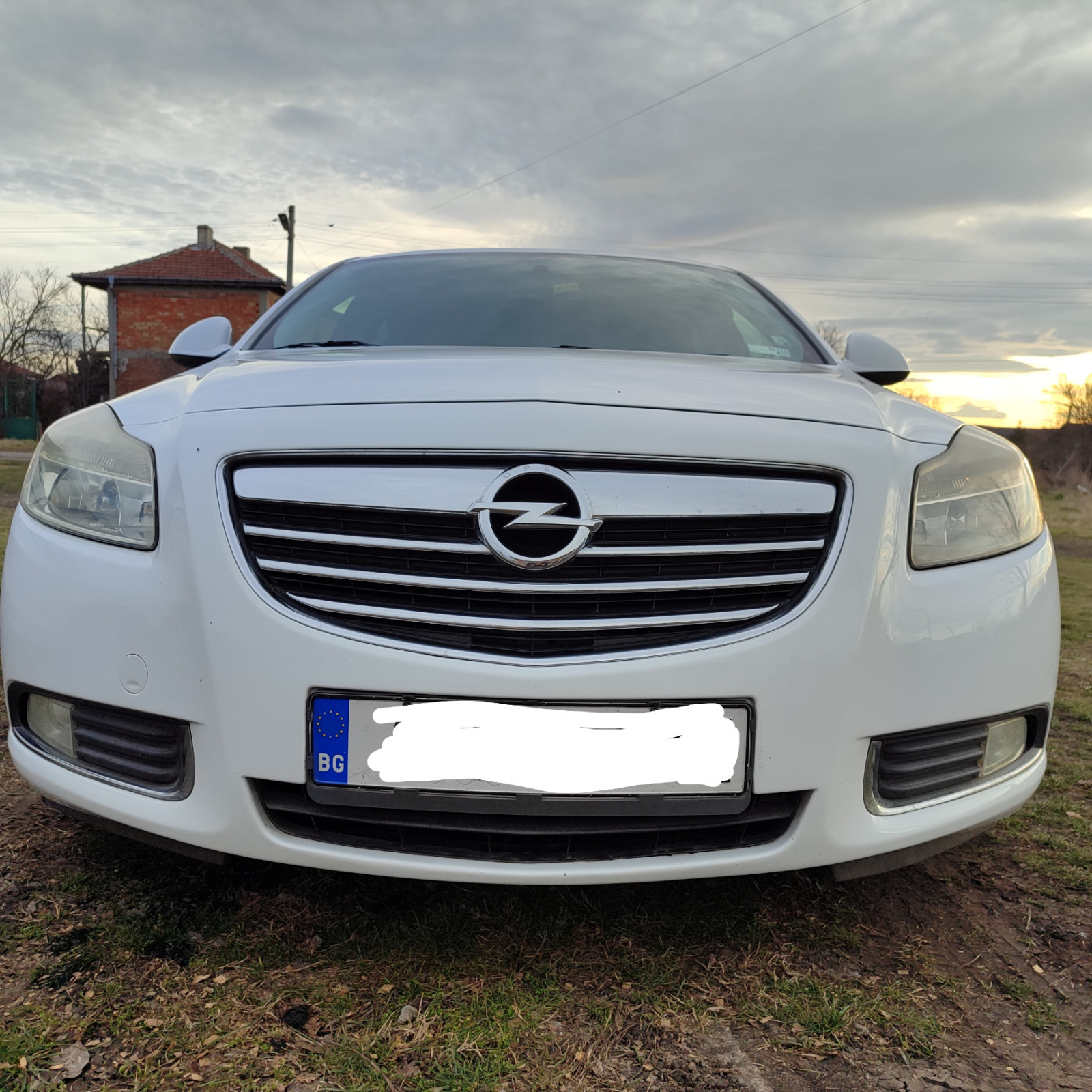 Opel Insignia 2.2 TDCI - изображение 1