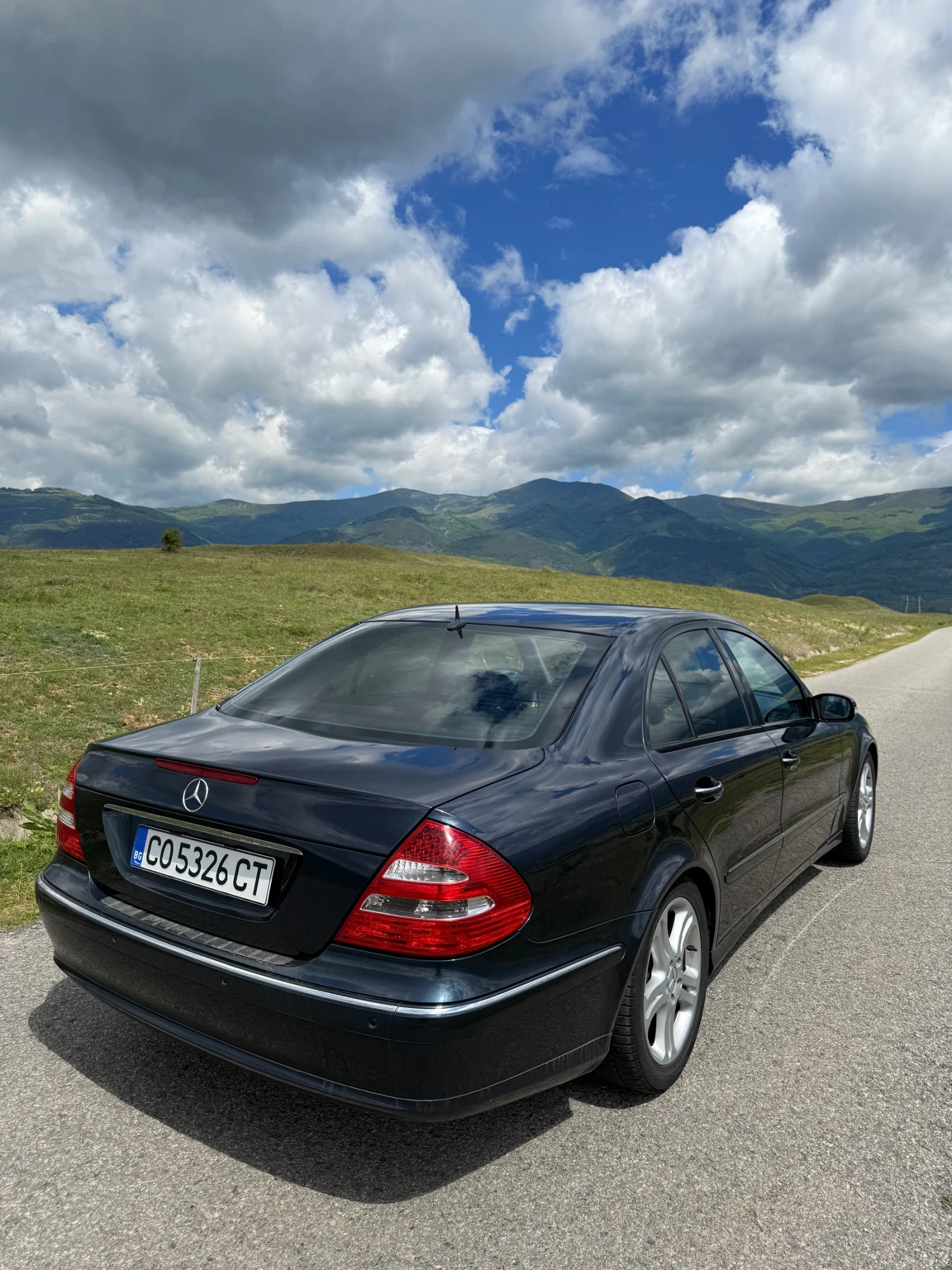 Mercedes-Benz E 320  - изображение 6