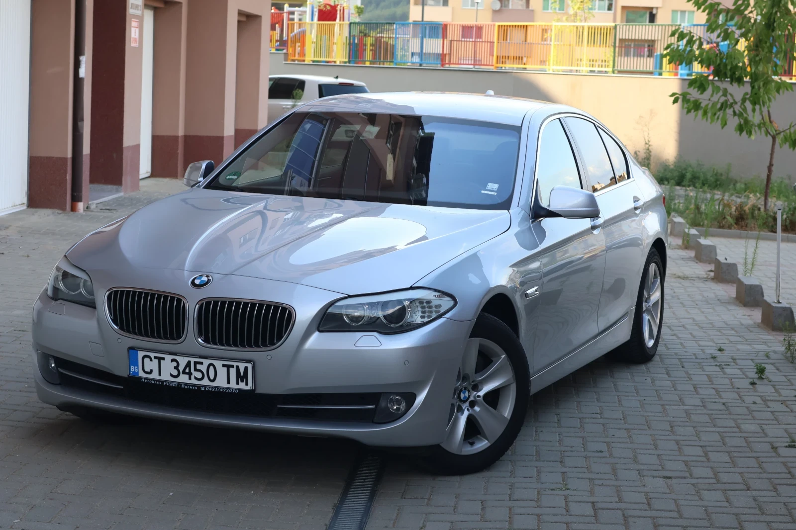 BMW 528 2010 258 к.с - изображение 2