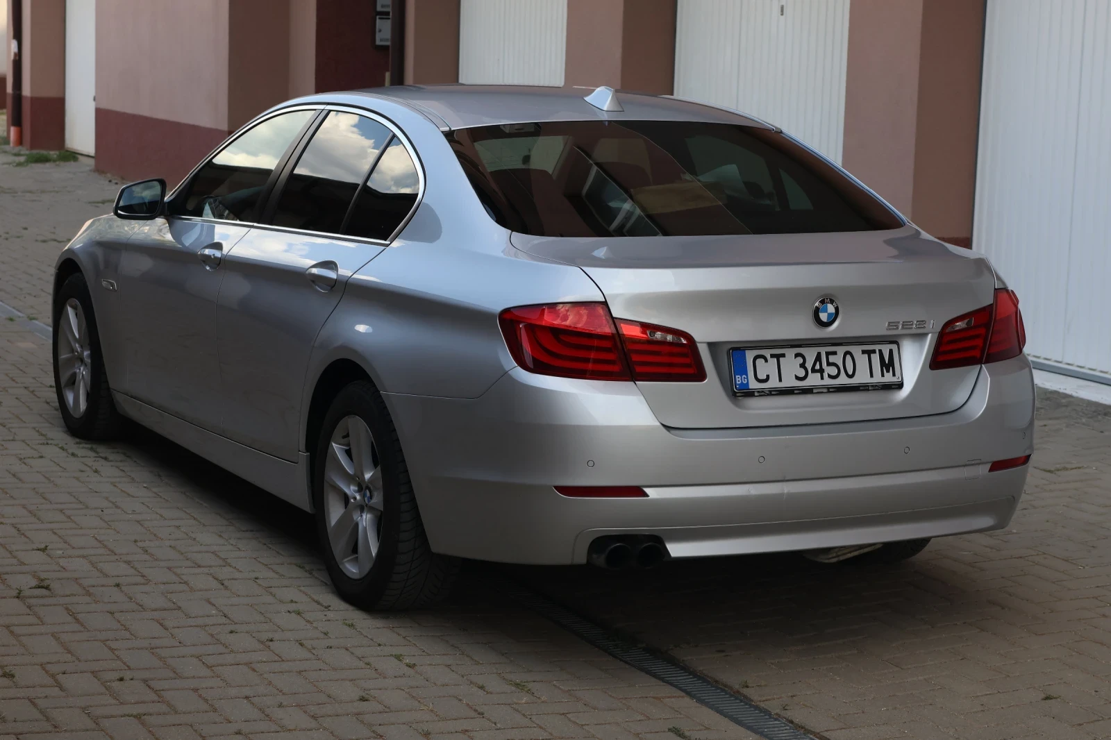 BMW 528 2010 258 к.с - изображение 4