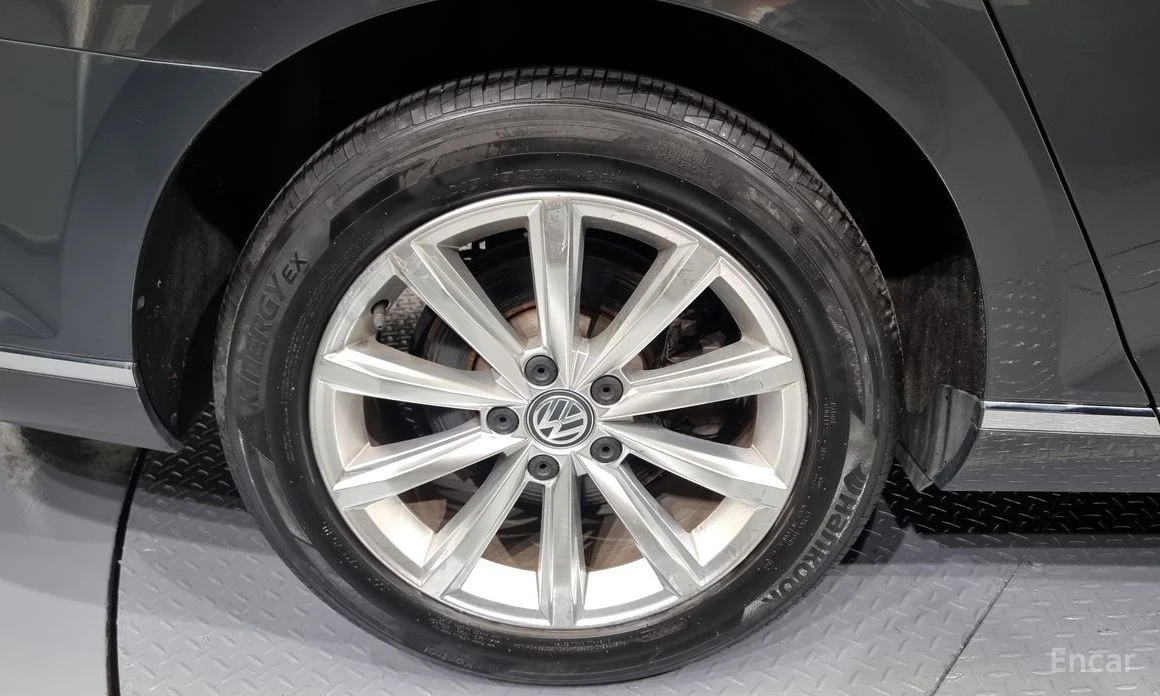 VW Passat  - изображение 5