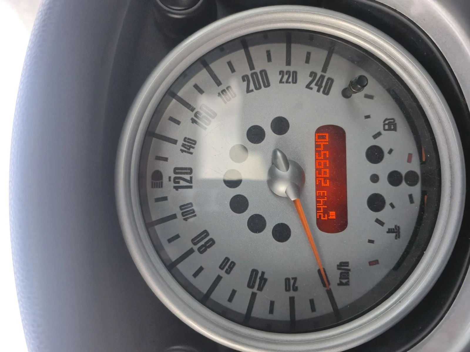 Mini Cooper 1.6 116hp - изображение 6