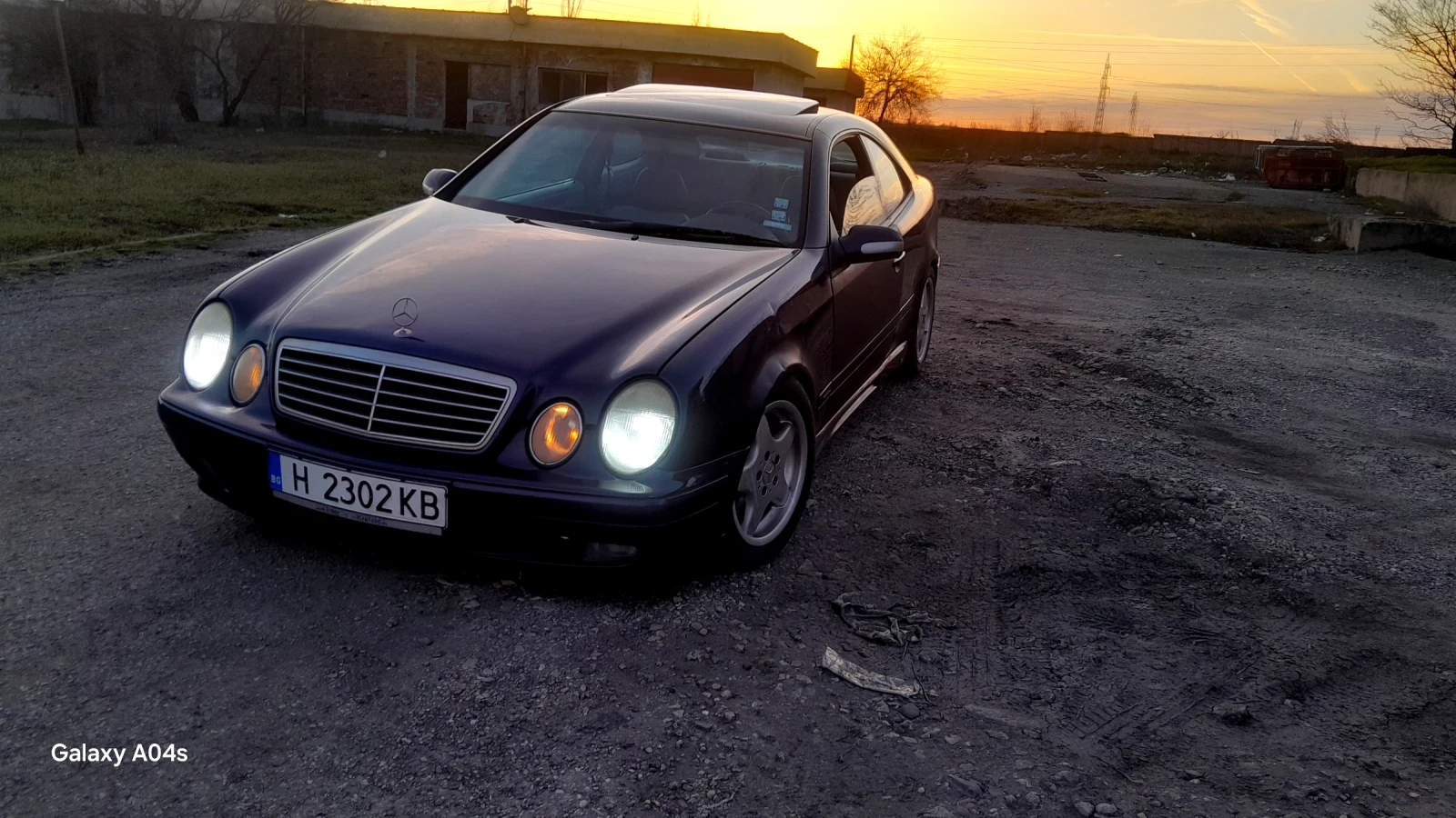 Mercedes-Benz CLK 200 avangard, снимка 6 - Автомобили и джипове - 53765395