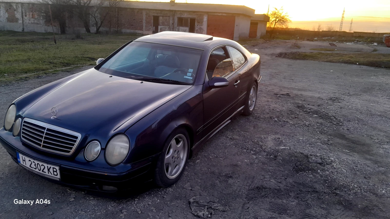Mercedes-Benz CLK 200 avangard, снимка 2 - Автомобили и джипове - 53765395