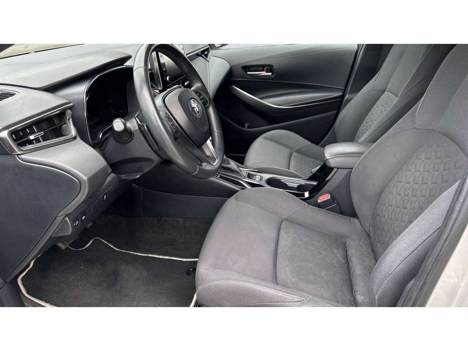 Toyota Corolla Месечна вноска от 220  , снимка 12 - Автомобили и джипове - 53951079