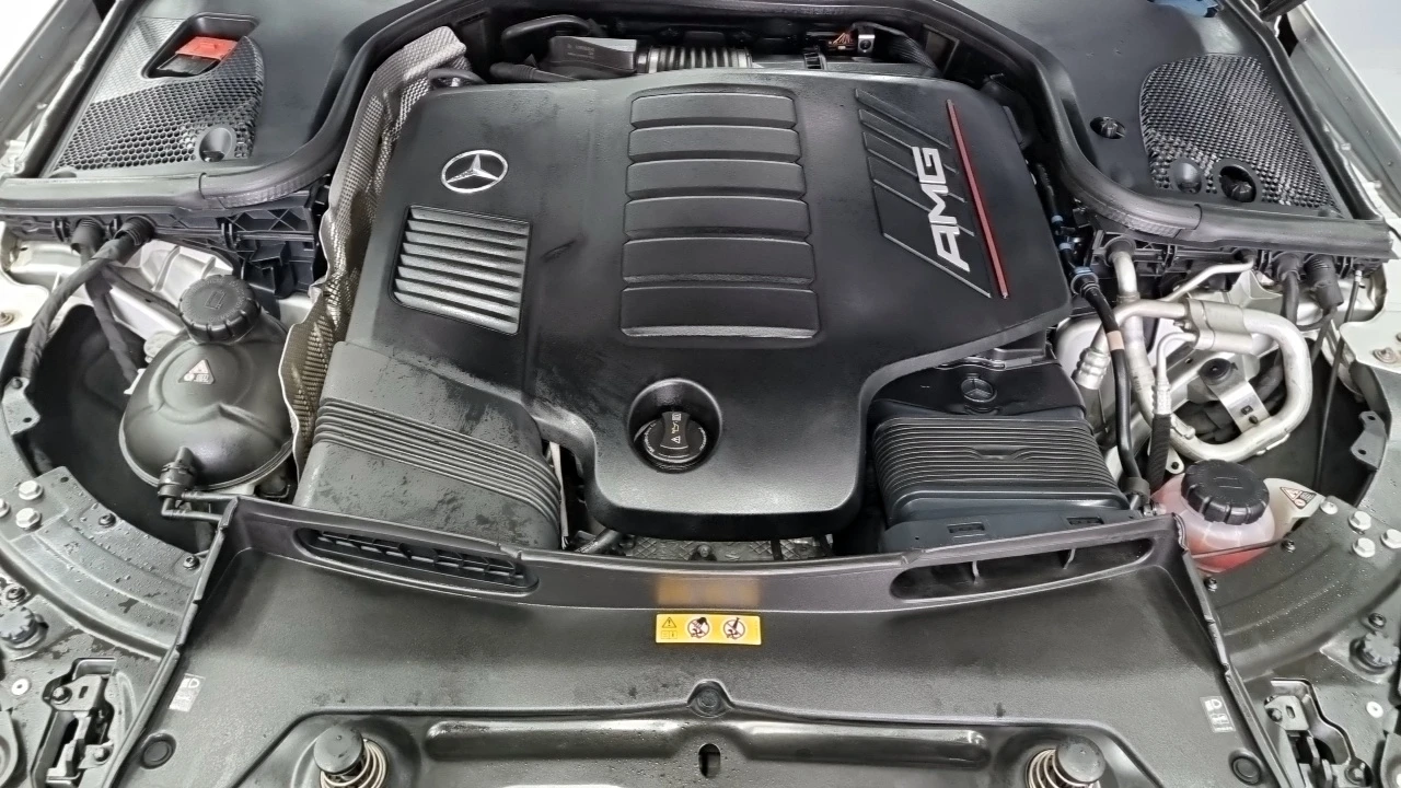 Mercedes-Benz AMG GT, снимка 9 - Автомобили и джипове - 54077888