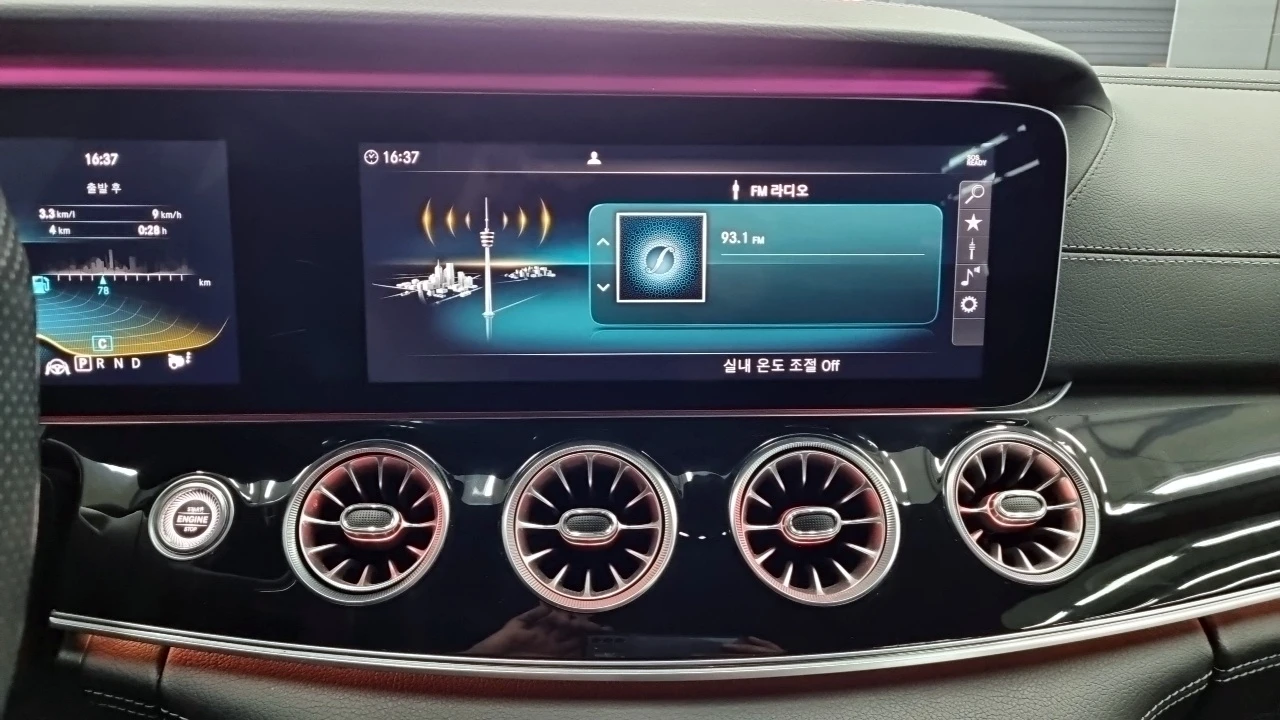 Mercedes-Benz AMG GT, снимка 14 - Автомобили и джипове - 54077888