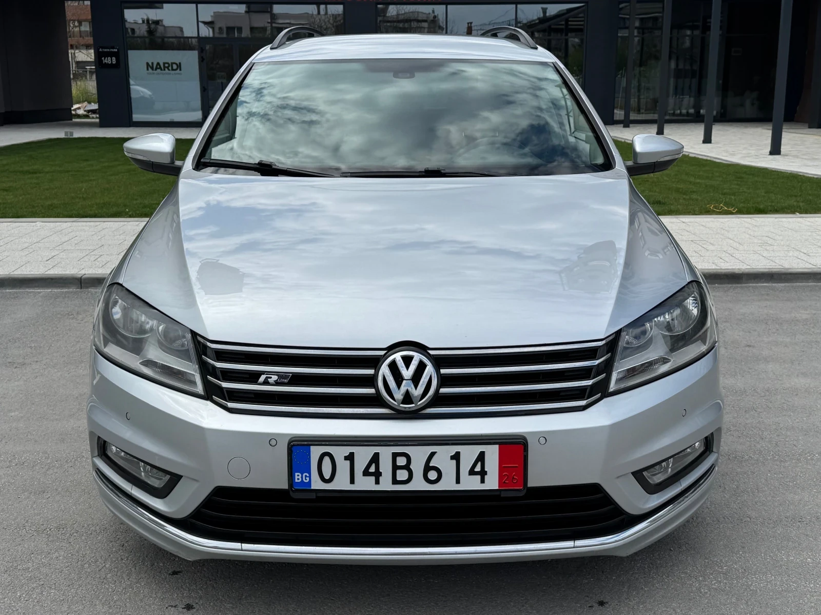 VW Passat 2, 0 TDi* R line* AUTOMATIC* НОВ* EURO 5, снимка 3 - Автомобили и джипове - 54146287
