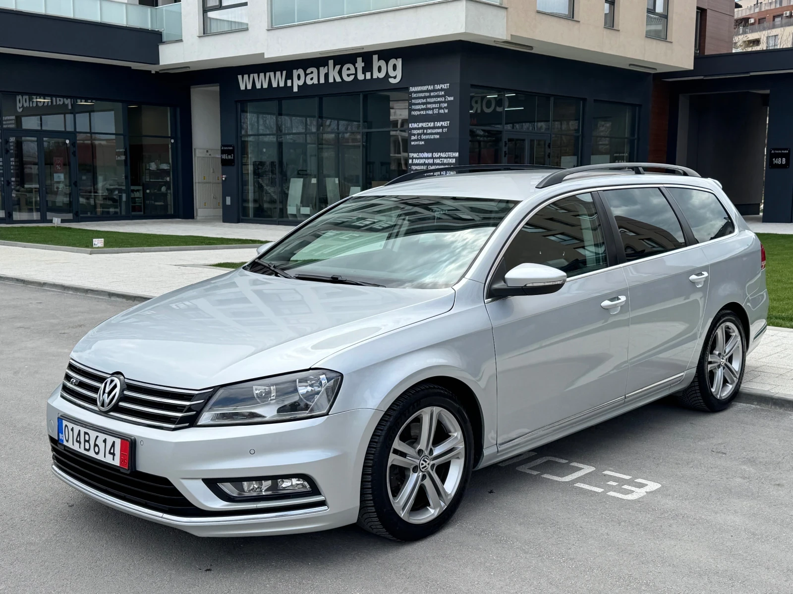 VW Passat 2, 0 TDi* R line* AUTOMATIC* НОВ* EURO 5, снимка 2 - Автомобили и джипове - 54146287