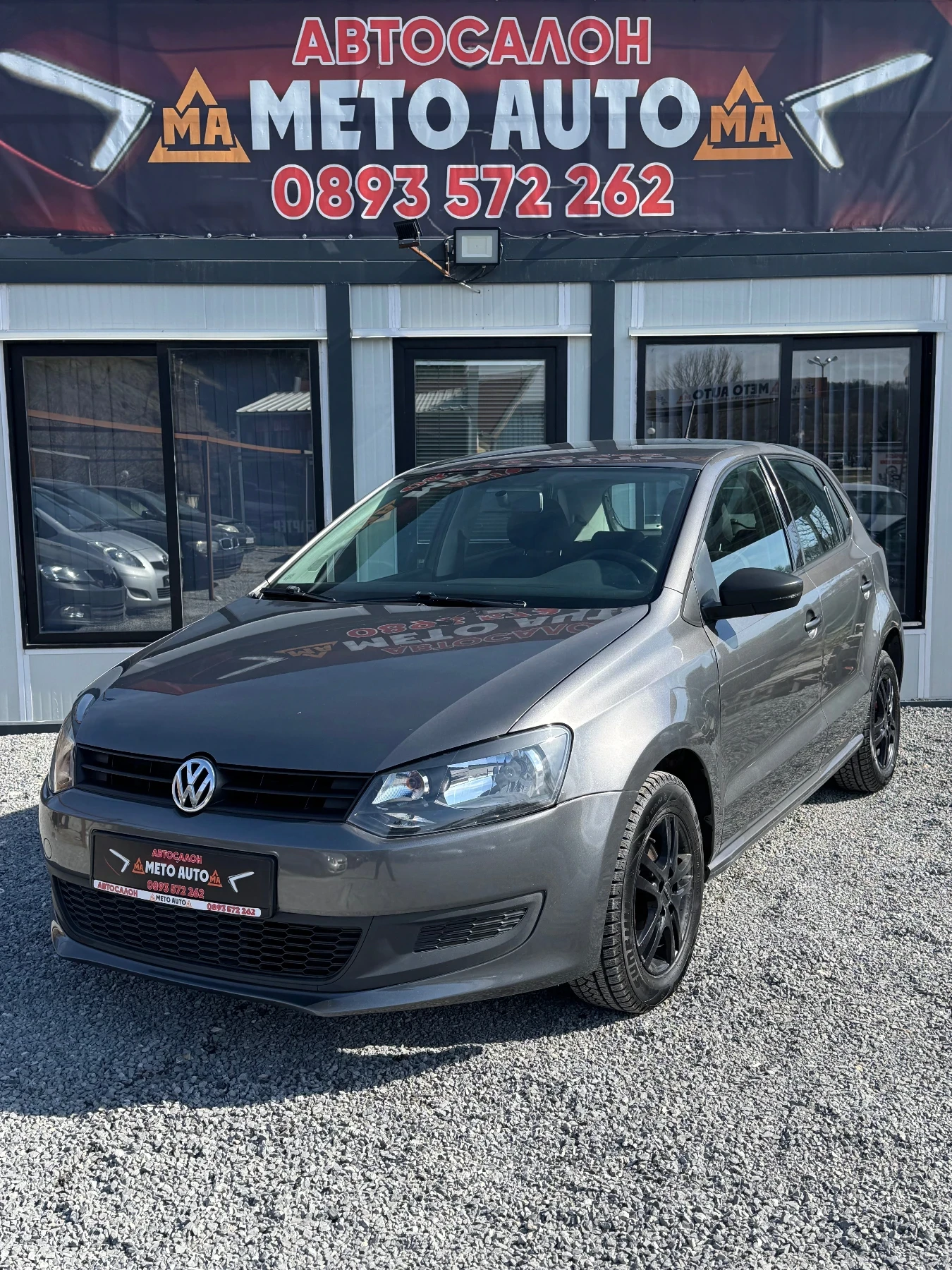 VW Polo 1.2 TDI- ОБСЛУЖЕНА-НАВИ-ГУМИ-ТОП!, снимка 2 - Автомобили и джипове - 54208544
