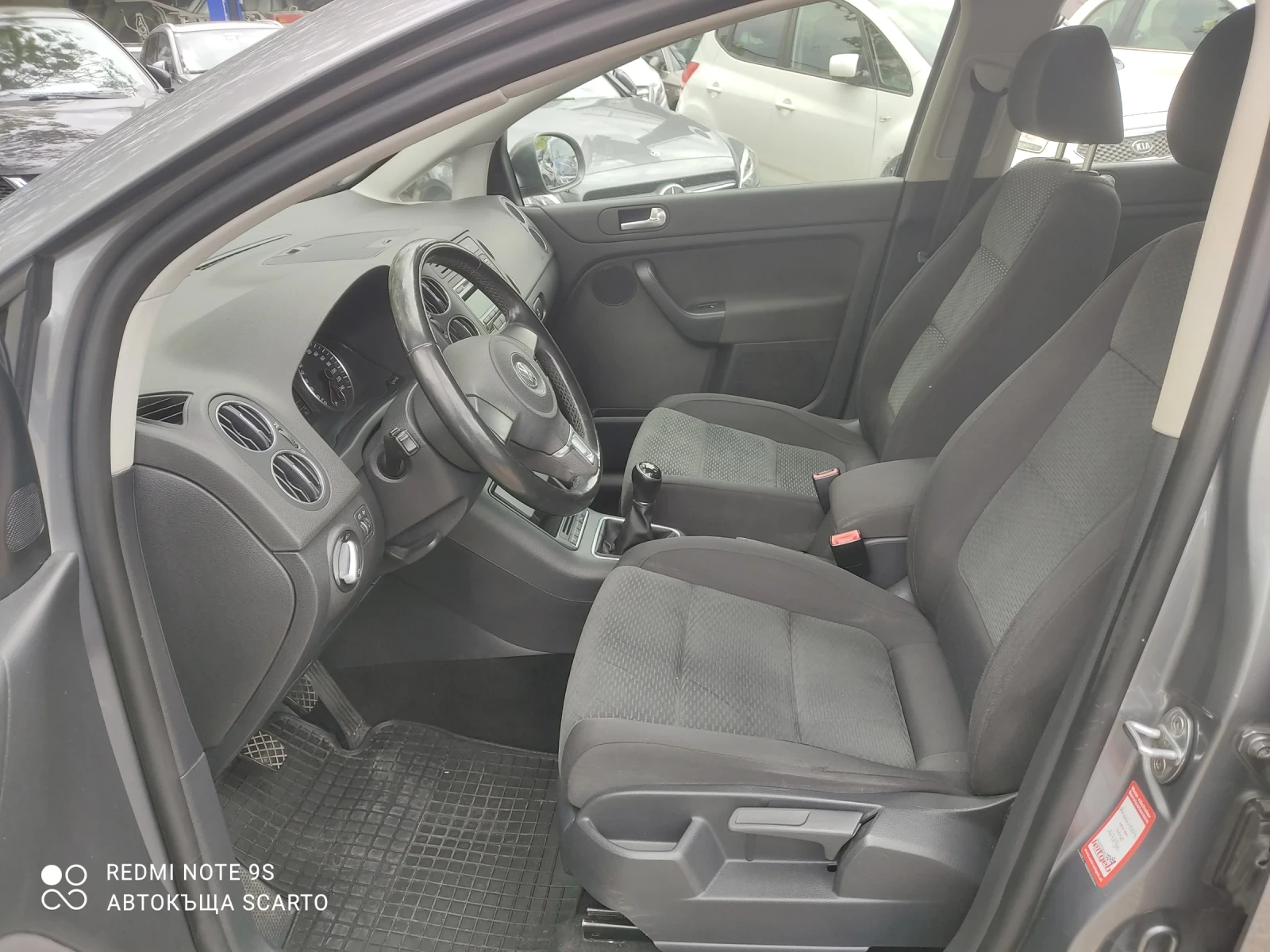 VW Golf Plus 1.2/105кс, 2012г, 160000км, нова верига!, снимка 11 - Автомобили и джипове - 54397734