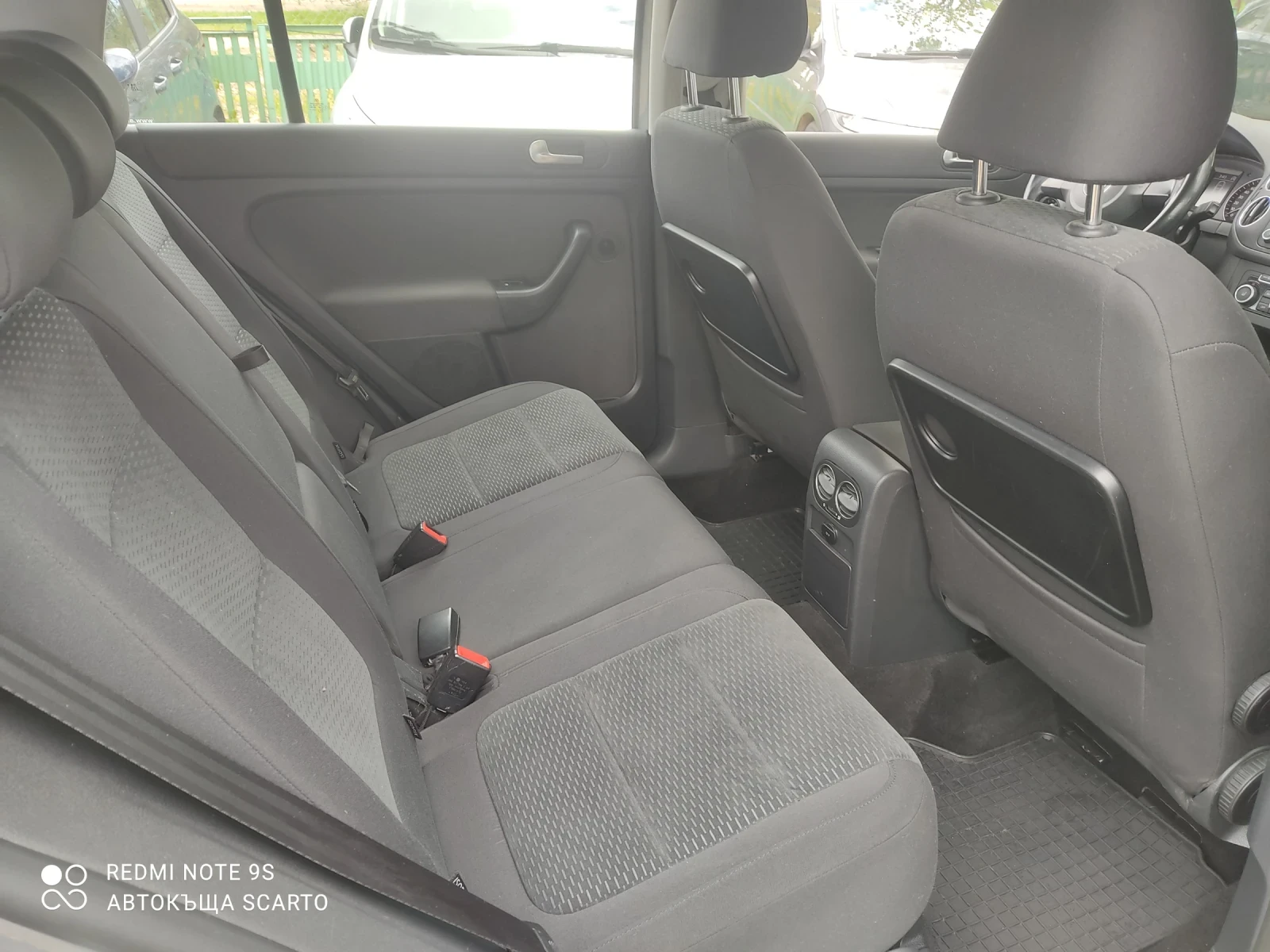 VW Golf Plus 1.2/105кс, 2012г, 160000км, нова верига!, снимка 14 - Автомобили и джипове - 54397734
