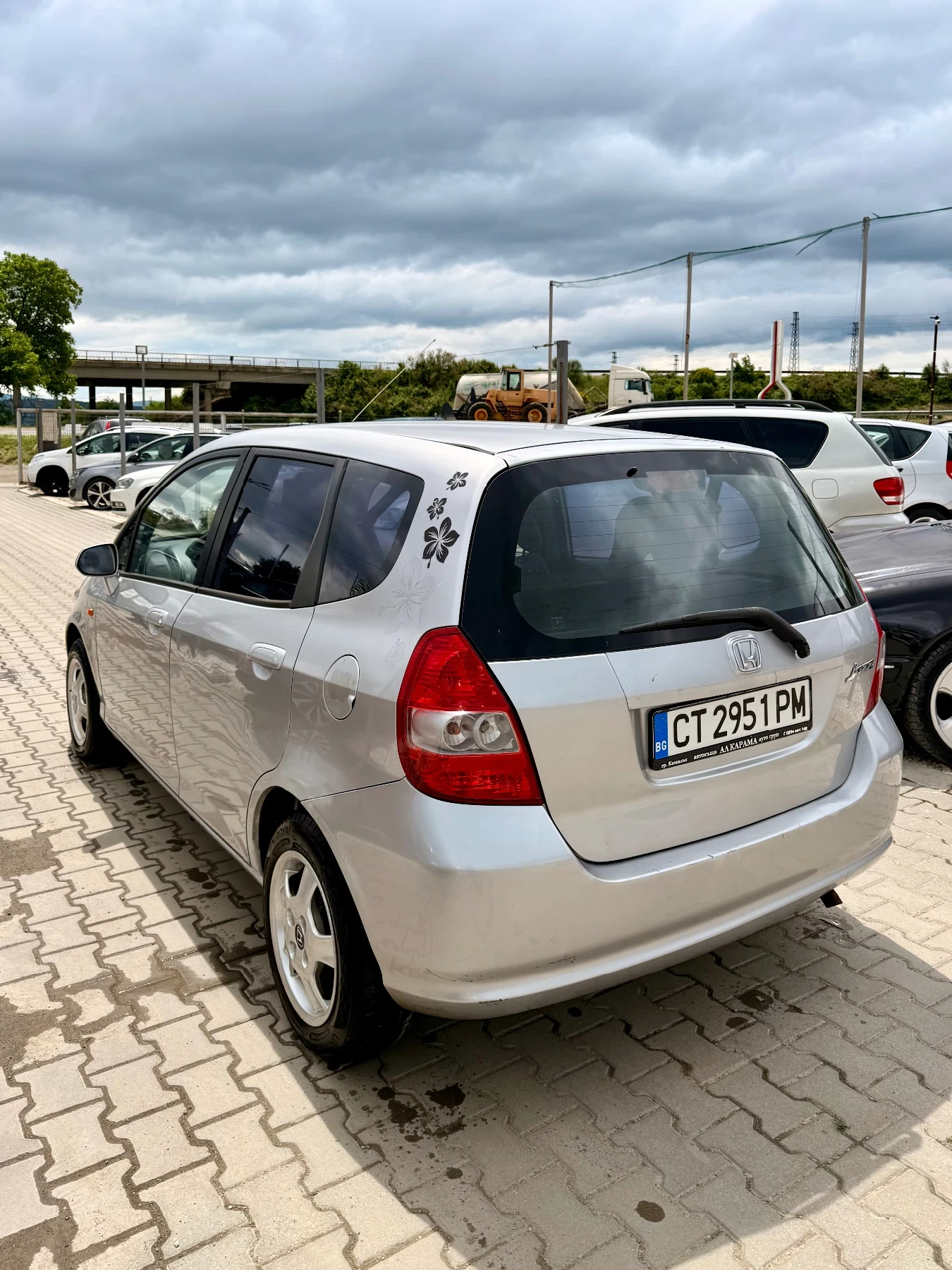Honda Jazz Обслужена* Всичко платено* Бартер* Реална* Верига*, снимка 9 - Автомобили и джипове - 54665748